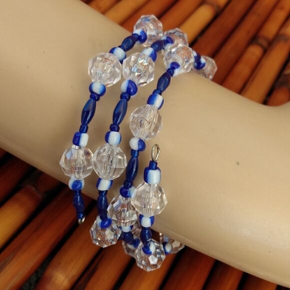 HANDMADE Blue, White & Clear Glass Wrap Around Cuff Bracelet Adjustable - Picture 6 of 9